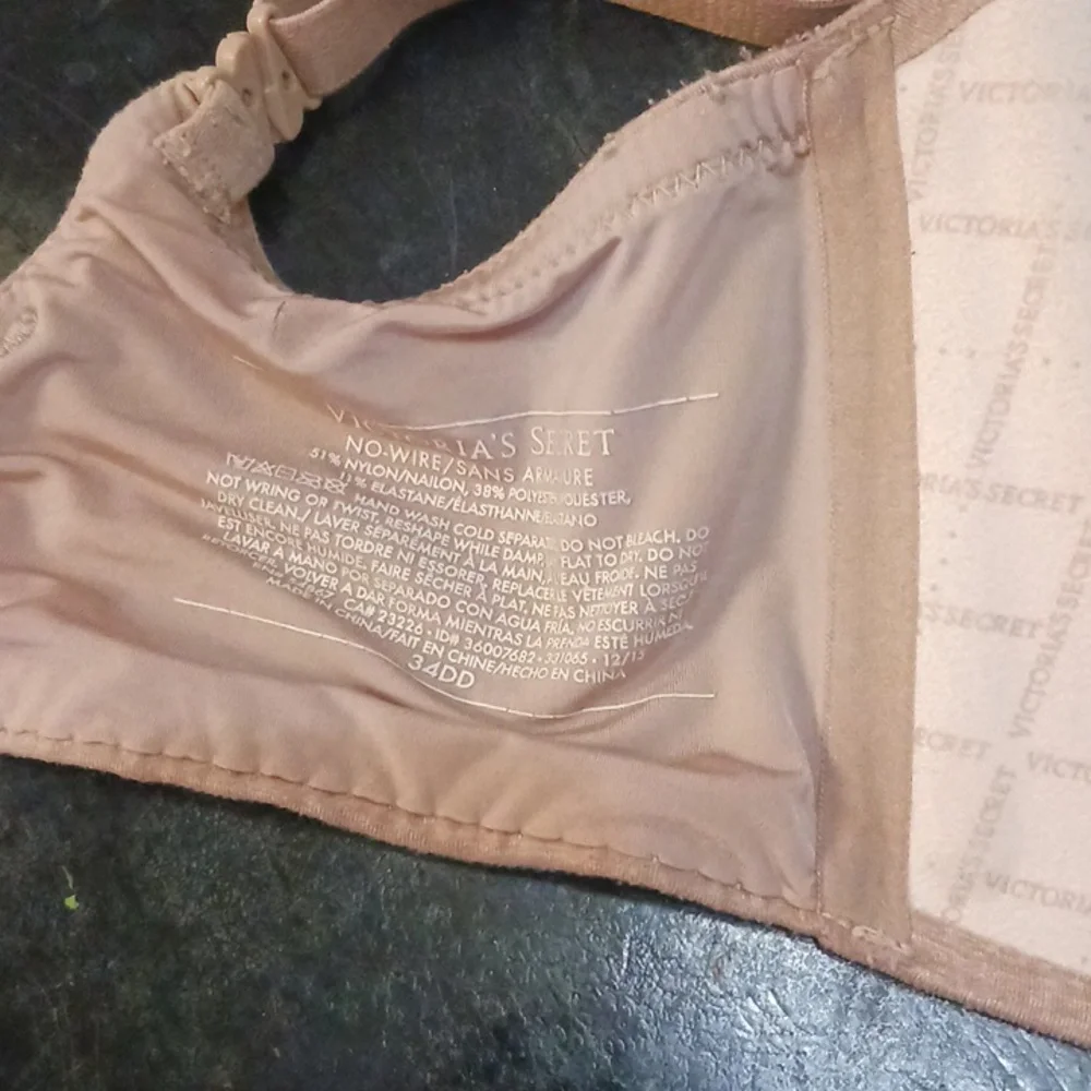 Bra - Picture 2 of 2
